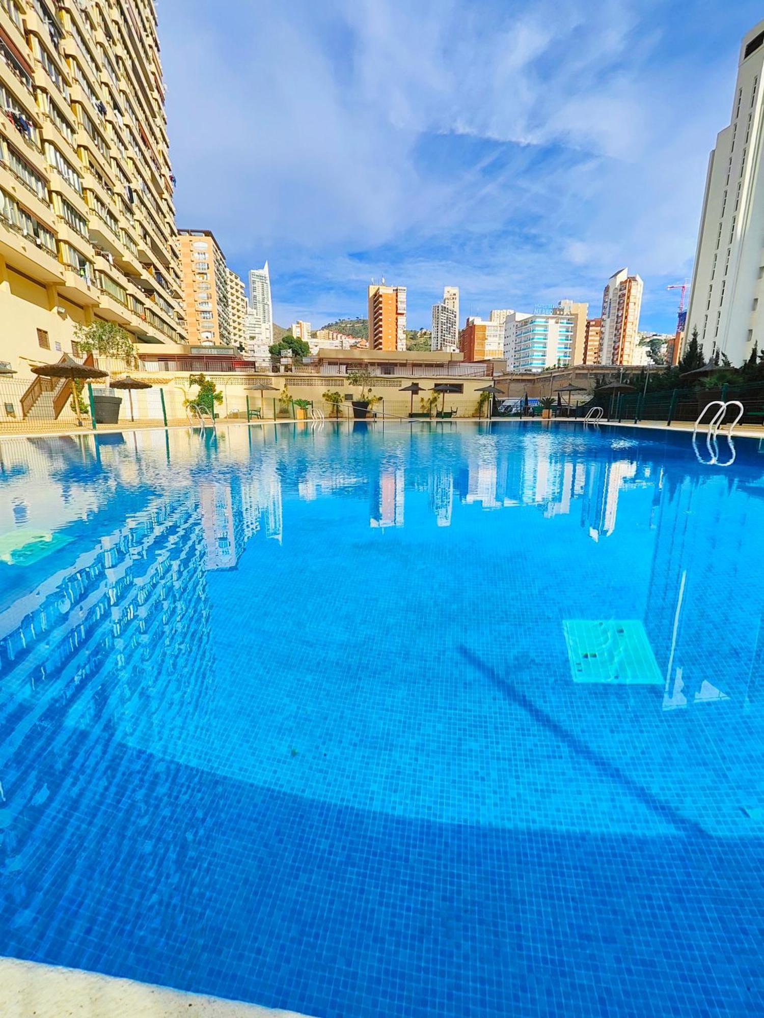 Acuarium Lux Apartman Benidorm Kültér fotó